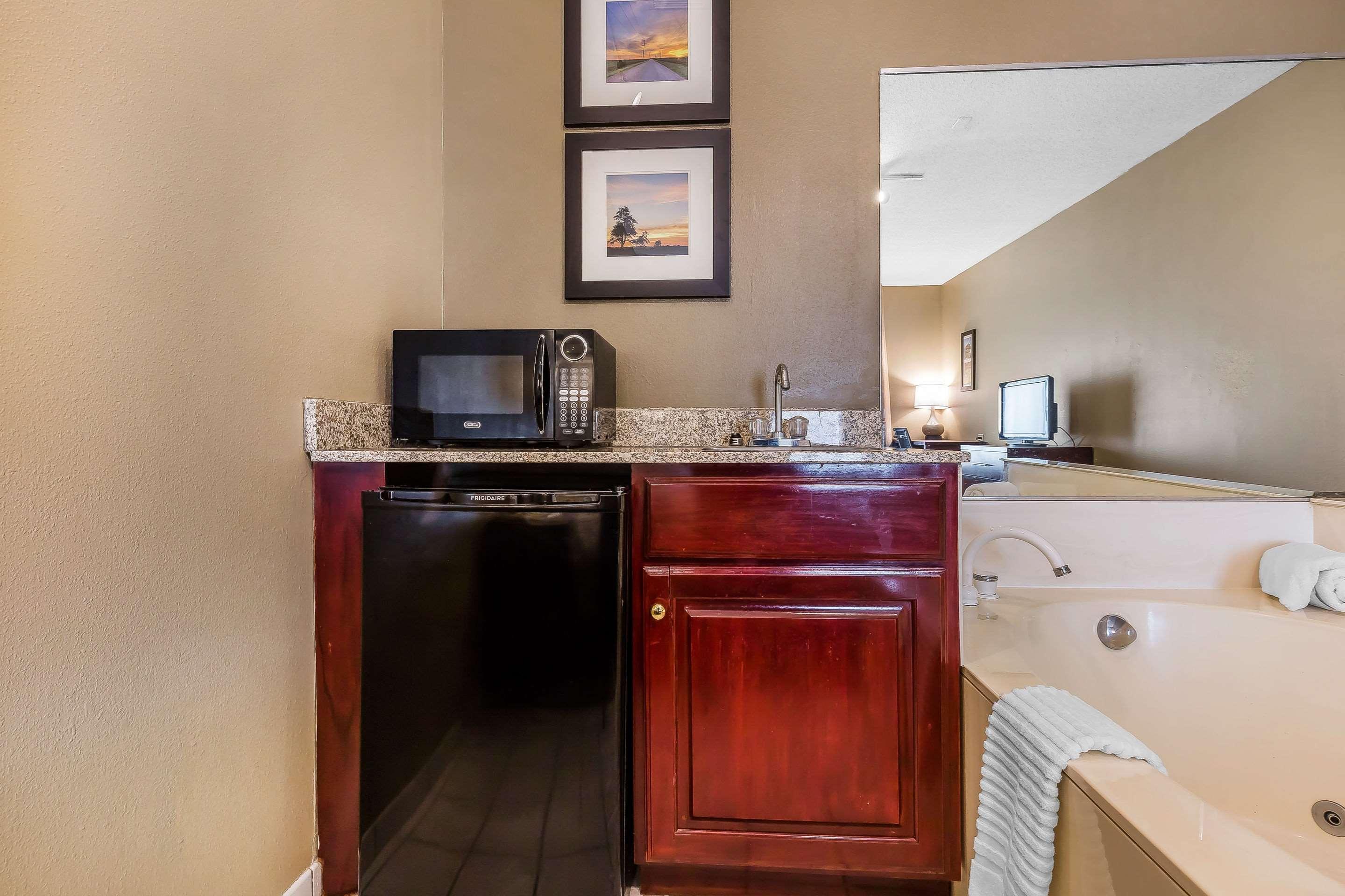 Comfort Inn & Suites Mishawaka-South Bend Ngoại thất bức ảnh