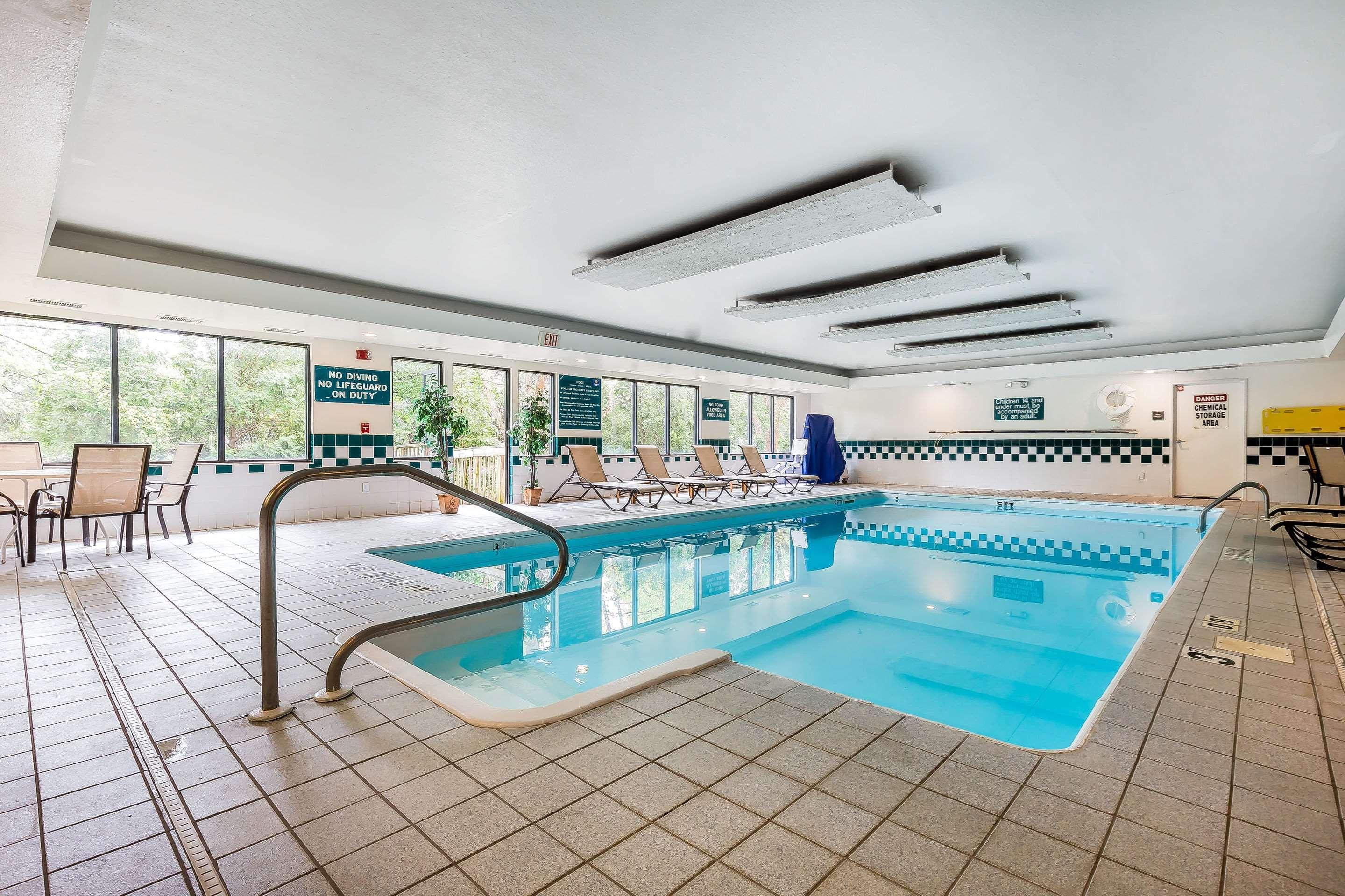 Comfort Inn & Suites Mishawaka-South Bend Ngoại thất bức ảnh