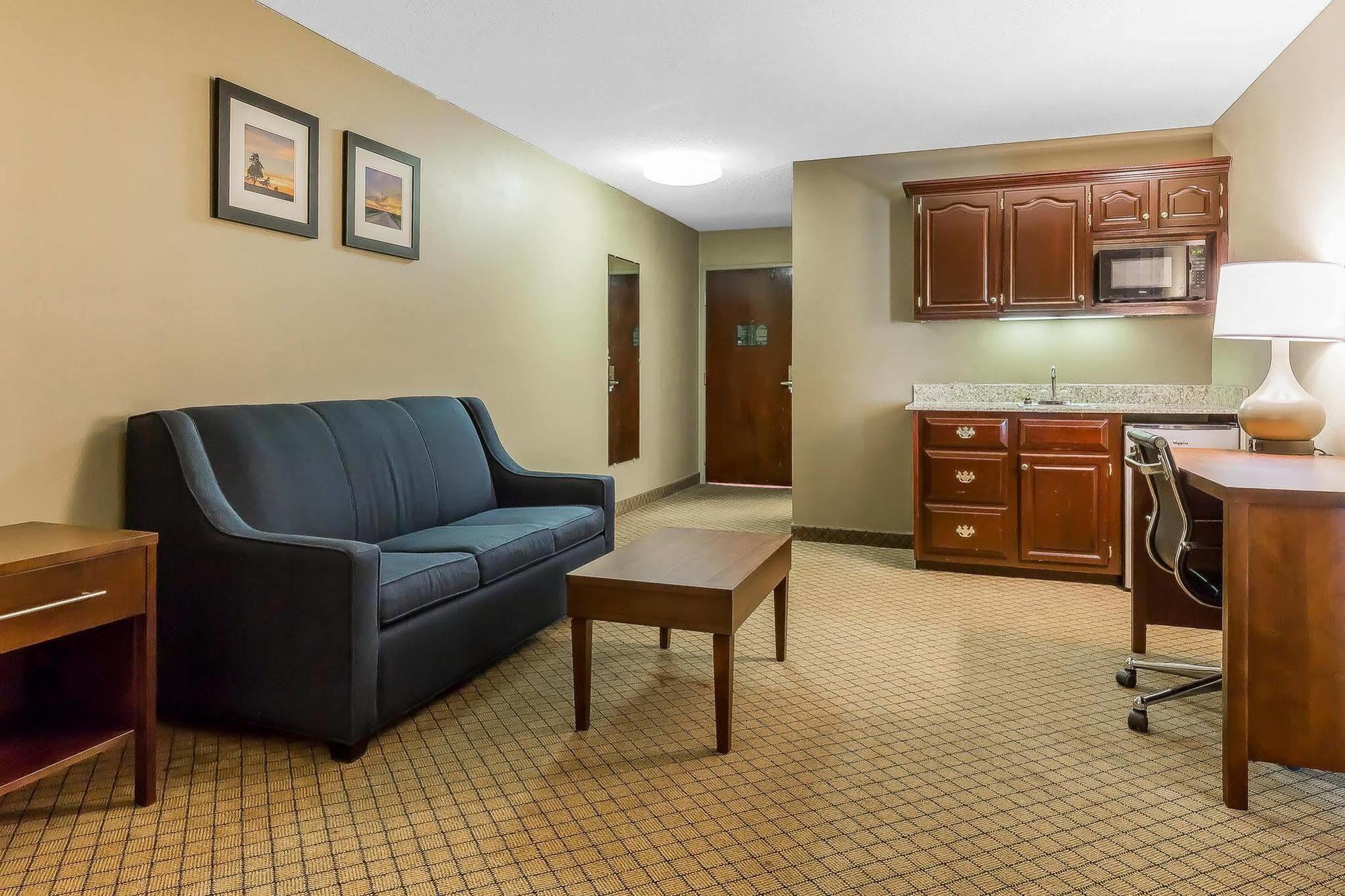 Comfort Inn & Suites Mishawaka-South Bend Ngoại thất bức ảnh